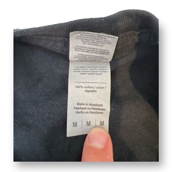 Gildan Dumpster Fire 2020 Spencer’s Tee Size Medium - Picture 4 of 5